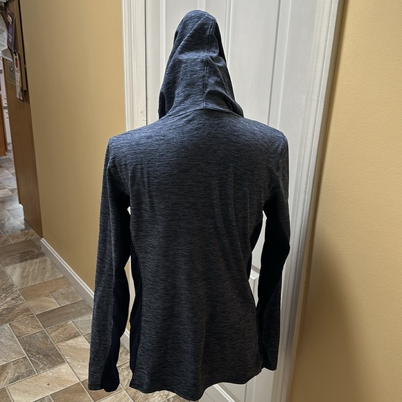 New Balance active top - Picture 5 of 6